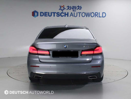 BMW 5-Series — photo 04