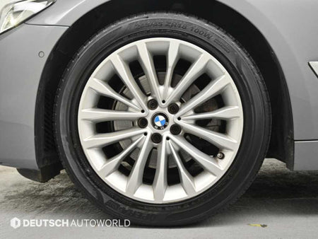 BMW 5-Series — photo 05