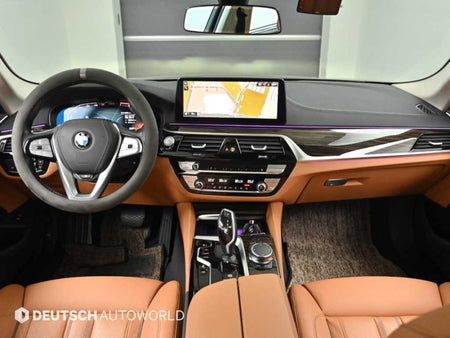 BMW 5-Series — photo 07