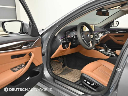 BMW 5-Series — photo 11