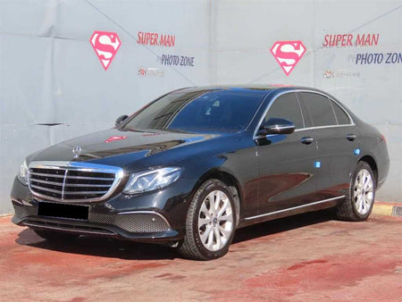 Mercedes-Benz E-Class — photo 01