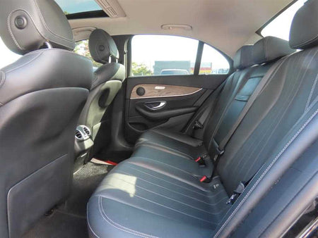 Mercedes-Benz E-Class — photo 08