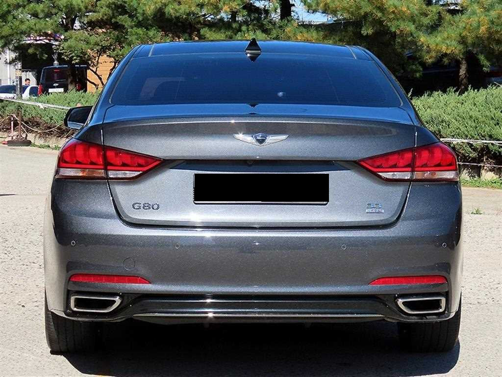 Genesis G80 — photo 04