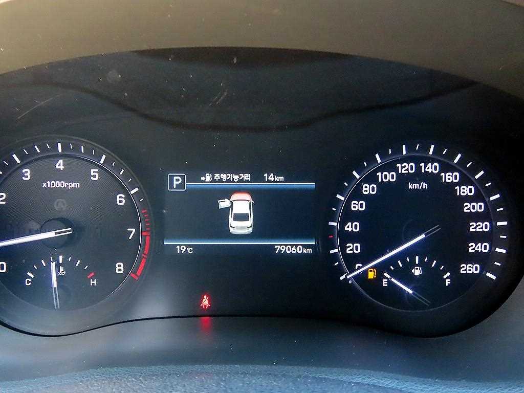 Genesis G80 — photo 09