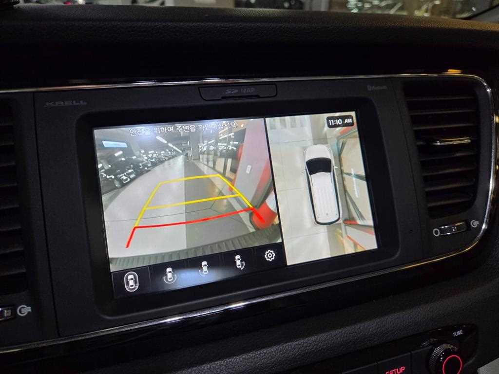 Kia Carnival — photo 12