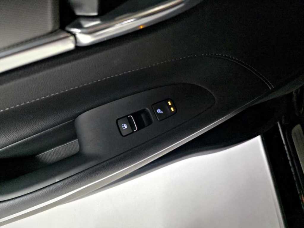 Hyundai Grandeur — photo 19