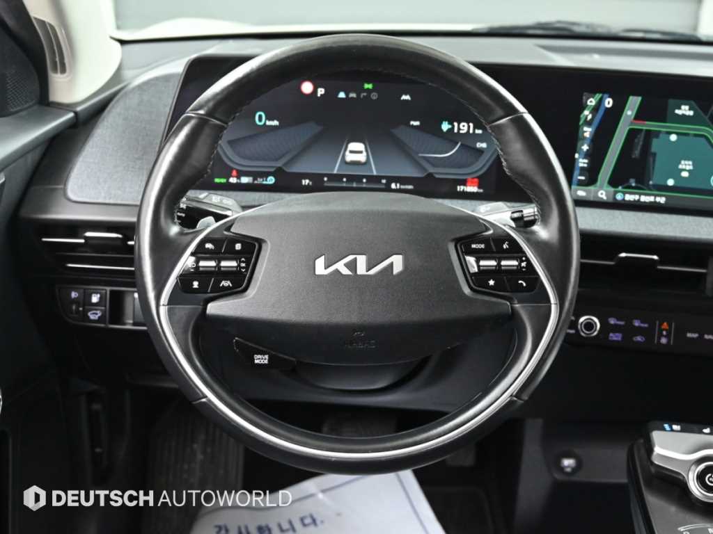 Kia EV6 — photo 13