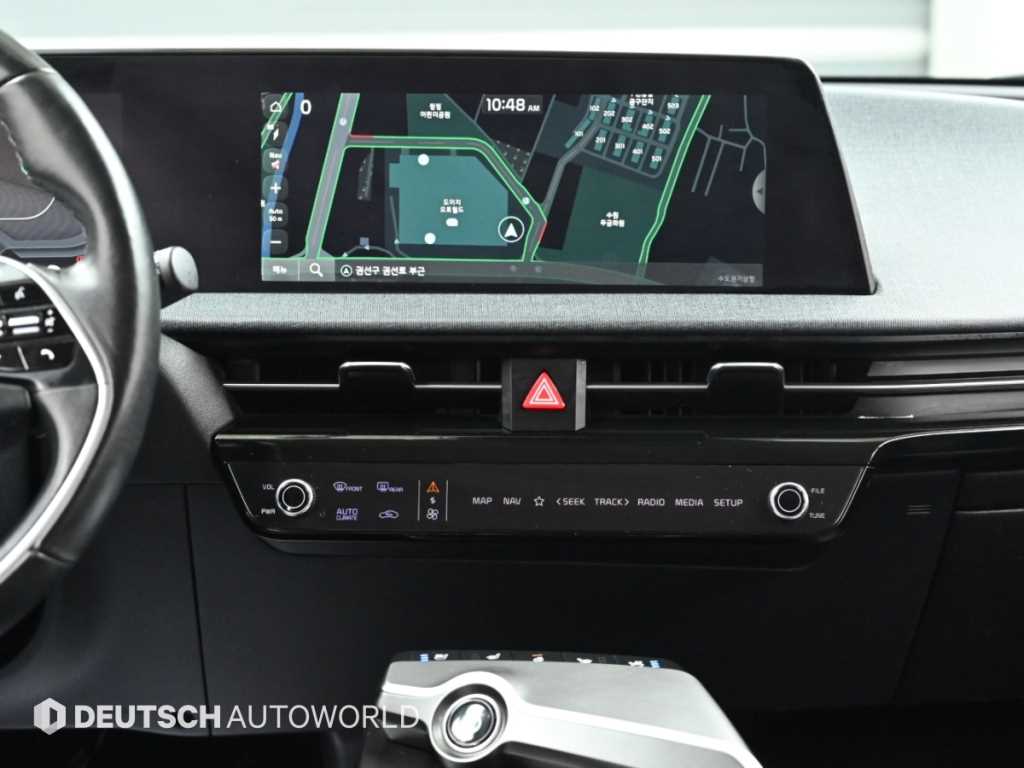 Kia EV6 — photo 14