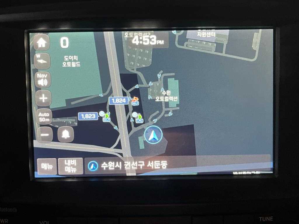 Hyundai Starex — photo 08