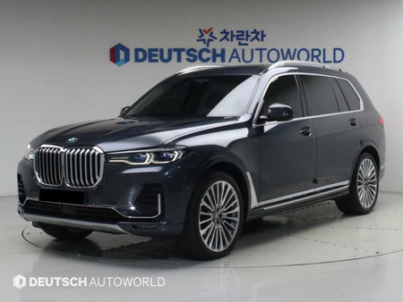 BMW X7 — photo 01