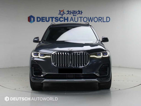 BMW X7 — photo 03