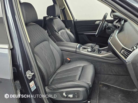 BMW X7 — photo 10