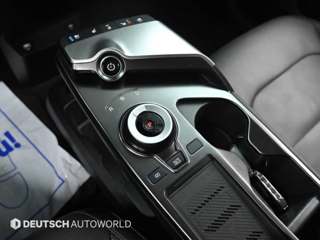 Kia EV6 — photo 09