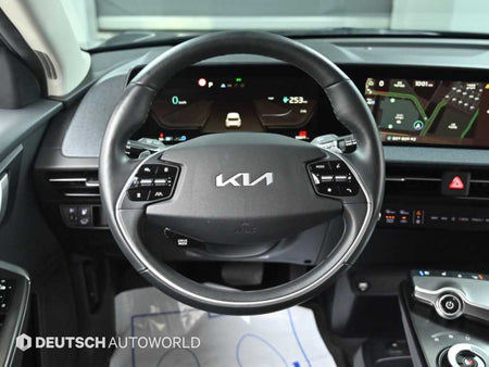 Kia EV6 — photo 13