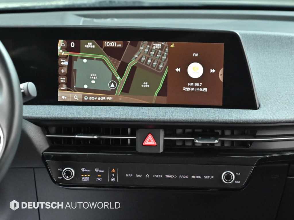 Kia EV6 — photo 14