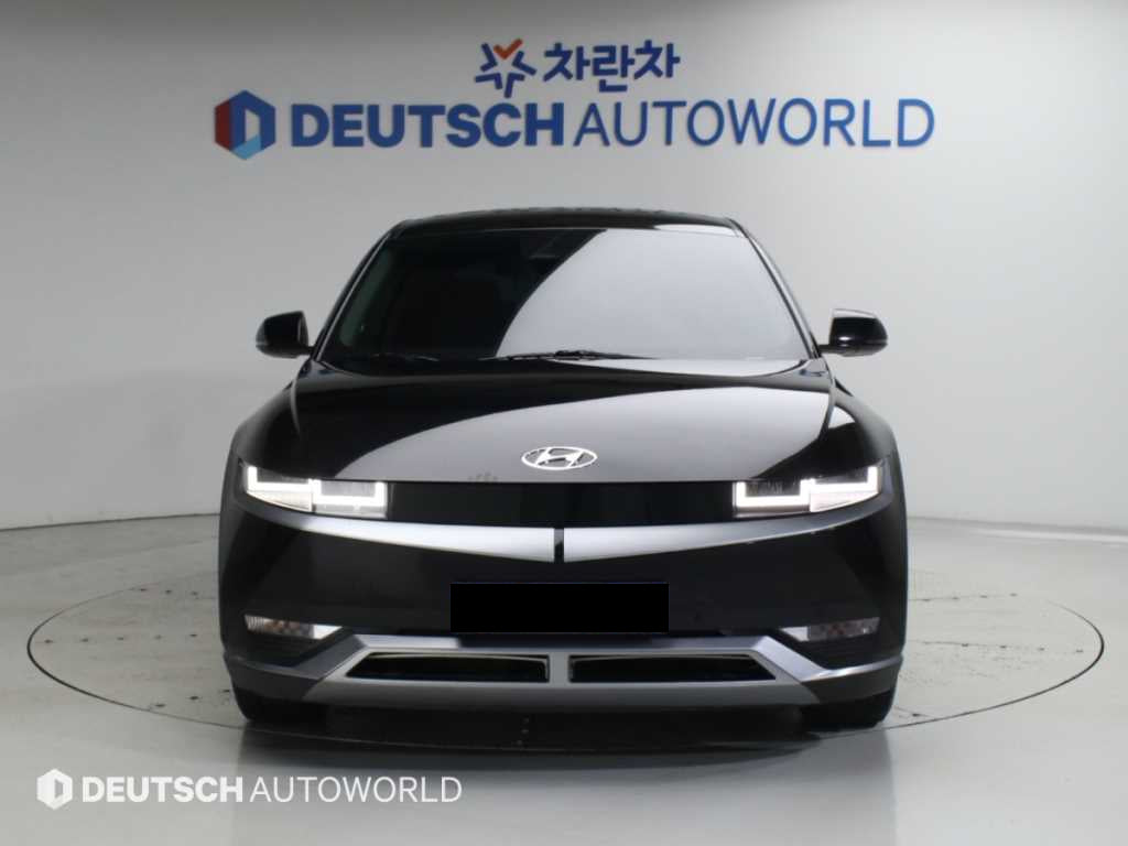 Hyundai Ioniq5 — photo 03