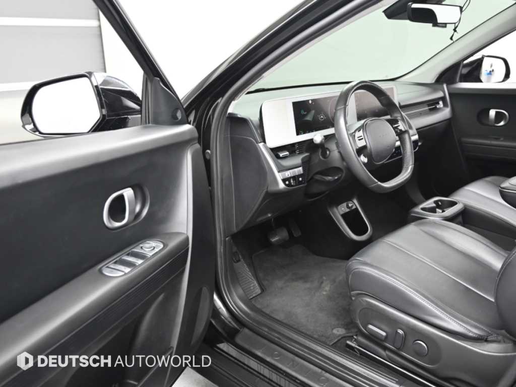 Hyundai Ioniq5 — photo 11
