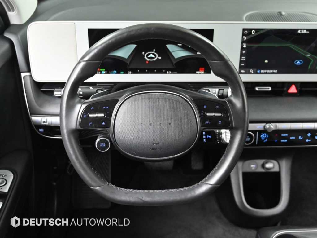 Hyundai Ioniq5 — photo 13