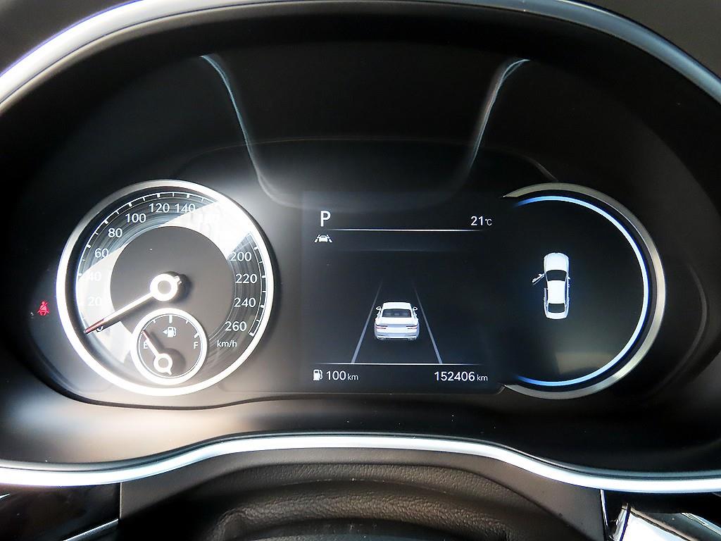 Genesis G80 — photo 09