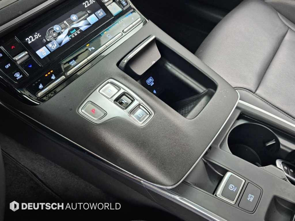 Hyundai Grandeur — photo 09