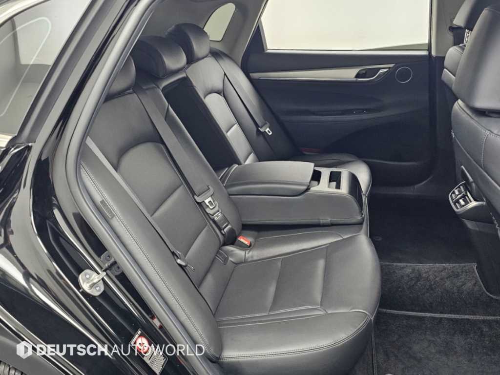 Hyundai Grandeur — photo 12