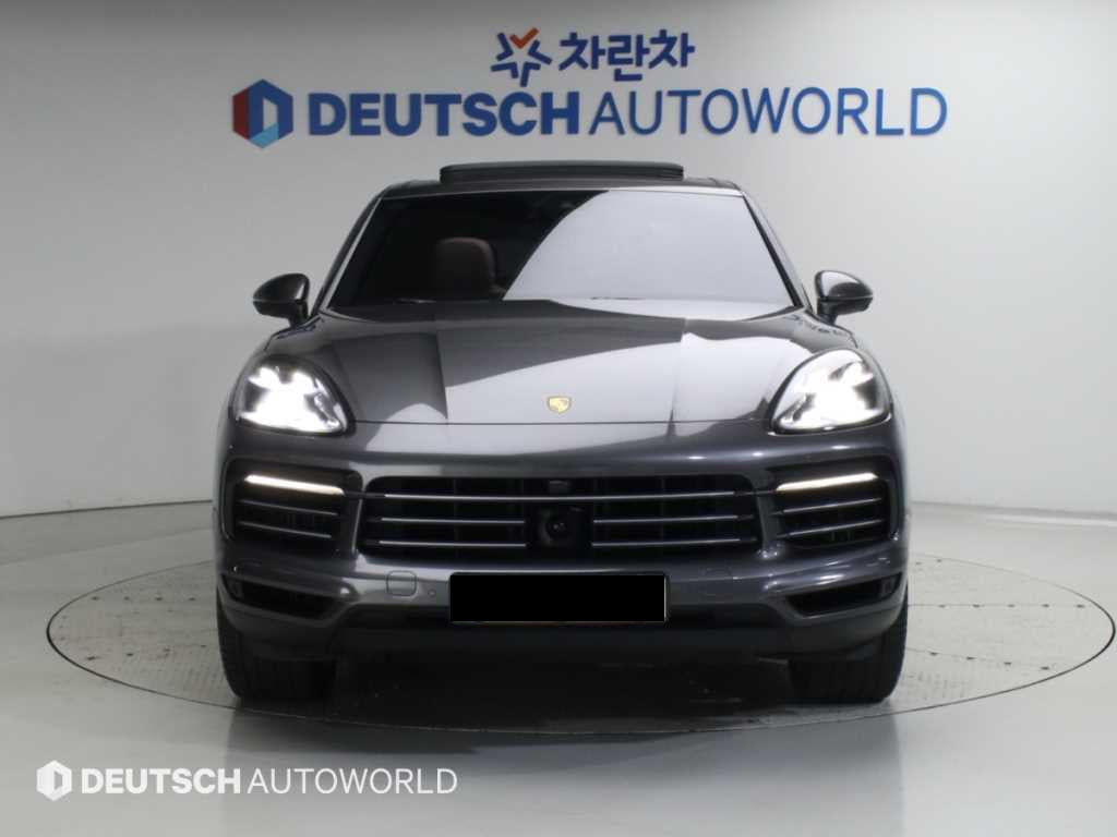 Porsche Cayenne — photo 03