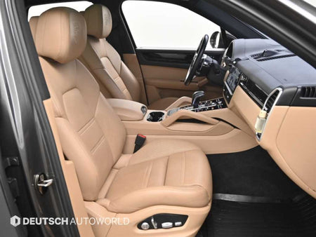 Porsche Cayenne — photo 10