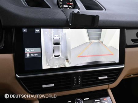 Porsche Cayenne — photo 15