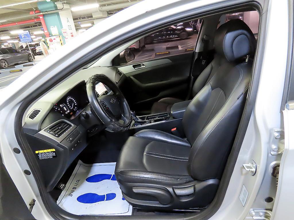 Hyundai Sonata — photo 06