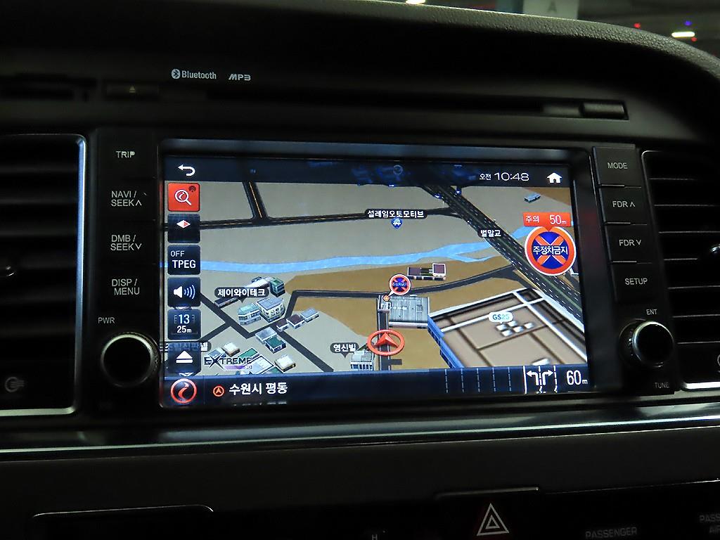 Hyundai Sonata — photo 12