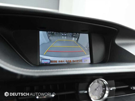 Lexus ES — photo 15