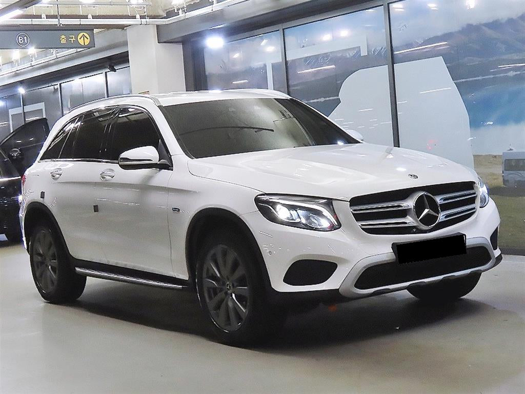 Mercedes-Benz GLC-Class — photo 01