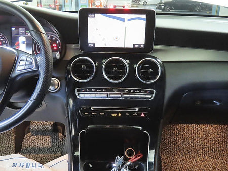 Mercedes-Benz GLC-Class — photo 11
