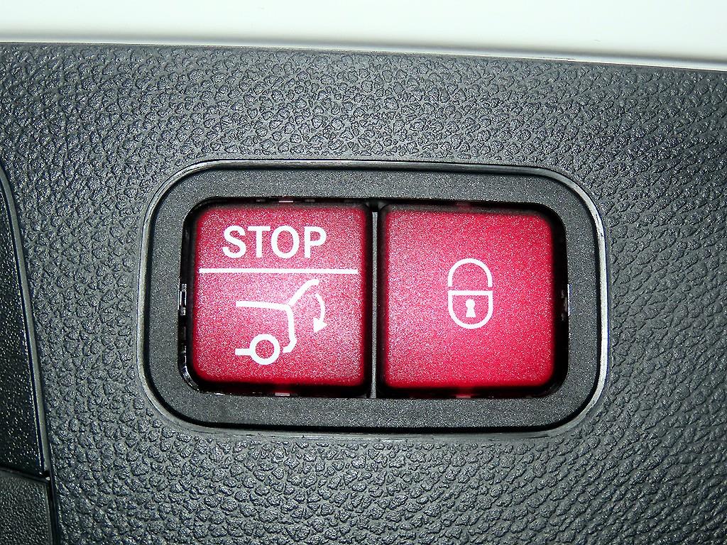 Mercedes-Benz GLC-Class — photo 16