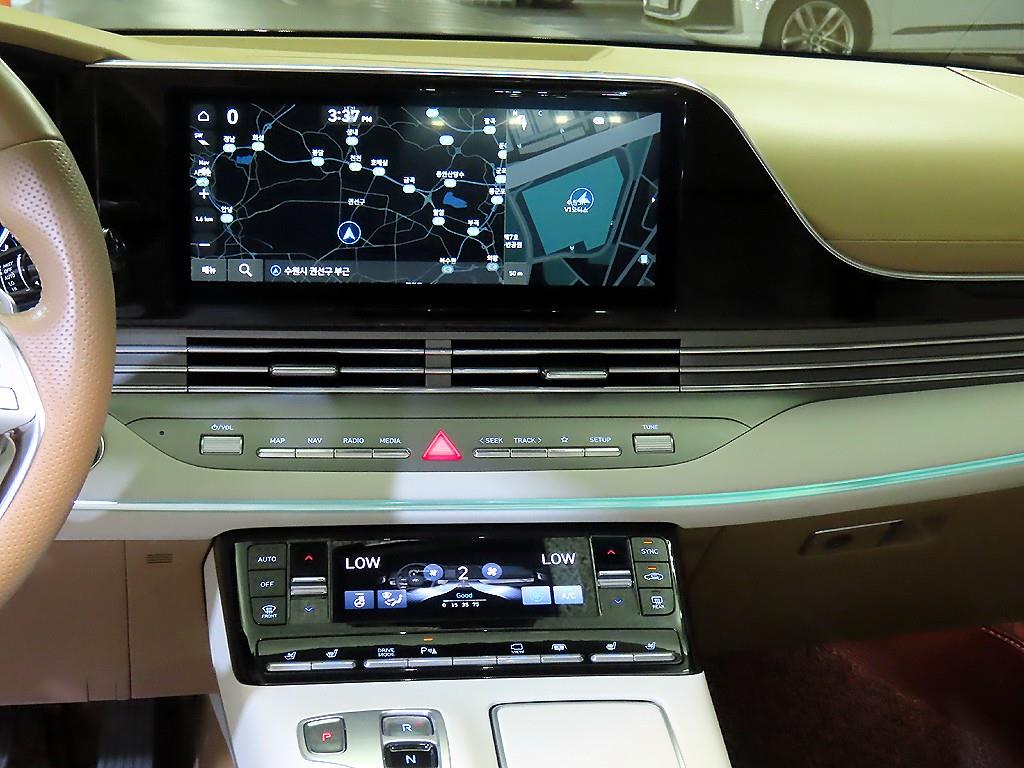 Hyundai Grandeur — photo 11