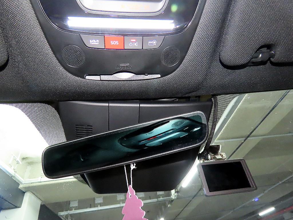 Kia Sorento — photo 14
