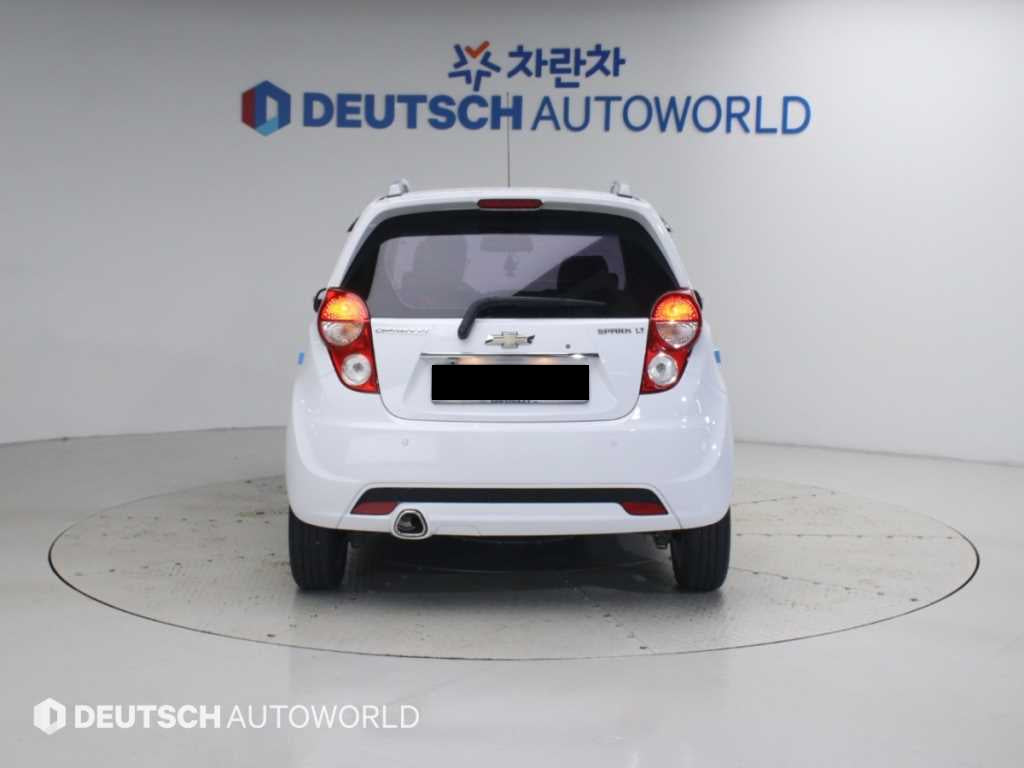 CHEVROLET Spark — photo 04