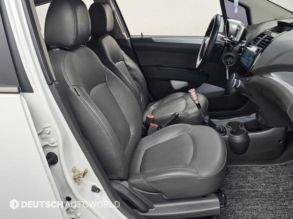 CHEVROLET Spark — photo 10