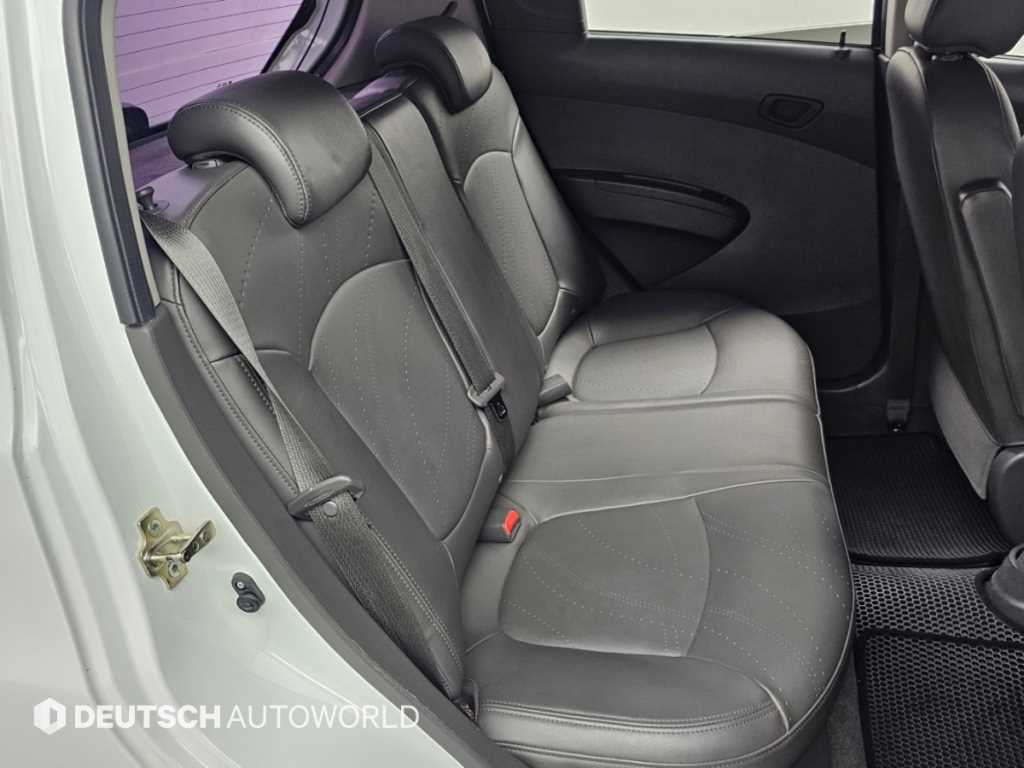 CHEVROLET Spark — photo 12