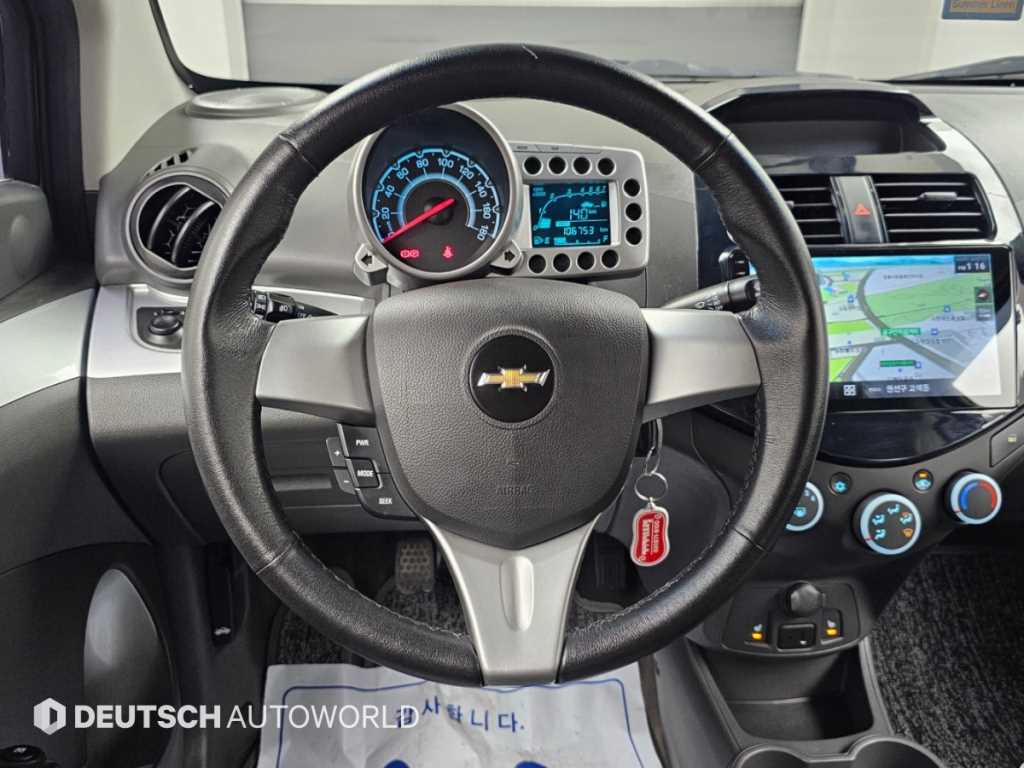 CHEVROLET Spark — photo 13