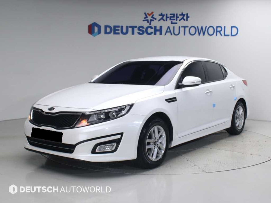 Kia K5 — photo 01