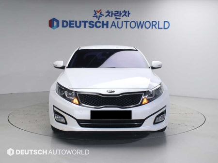 Kia K5 — photo 03