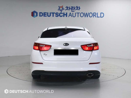 Kia K5 — photo 04