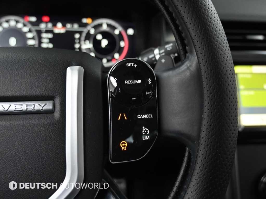Land Rover Discovery — photo 17