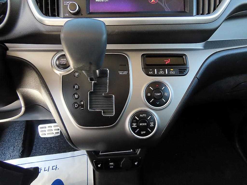 Kia RAY — photo 10