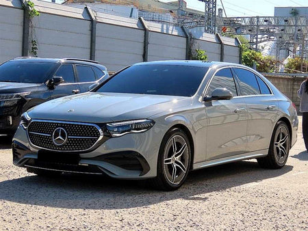 Mercedes-Benz E-Class — photo 02