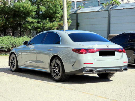 Mercedes-Benz E-Class — photo 03