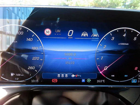 Mercedes-Benz E-Class — photo 09