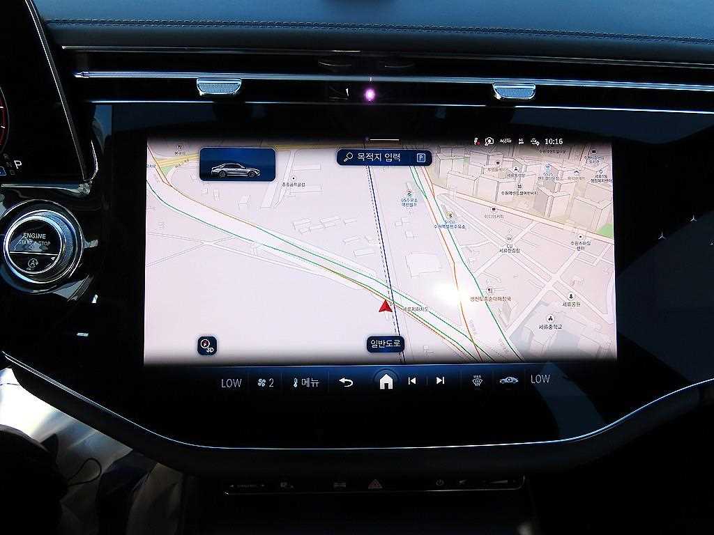 Mercedes-Benz E-Class — photo 13