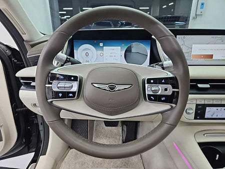 Genesis G90 — photo 09